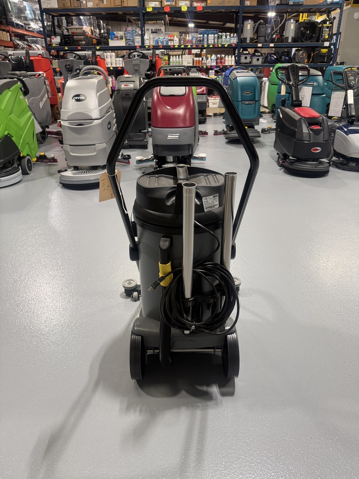 Karcher NT 48/1 Wet Vac w/Squeegee NEW - Image 8