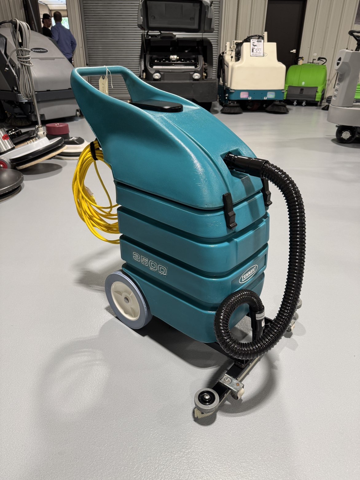 A Tennant 3500 Wet/Dry Vacuum in a warehouse showroom at ChemSource Direct.